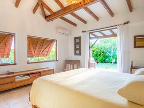 3 Schlafzimmer, Reisekinderbett, WLAN, Bettwäsche