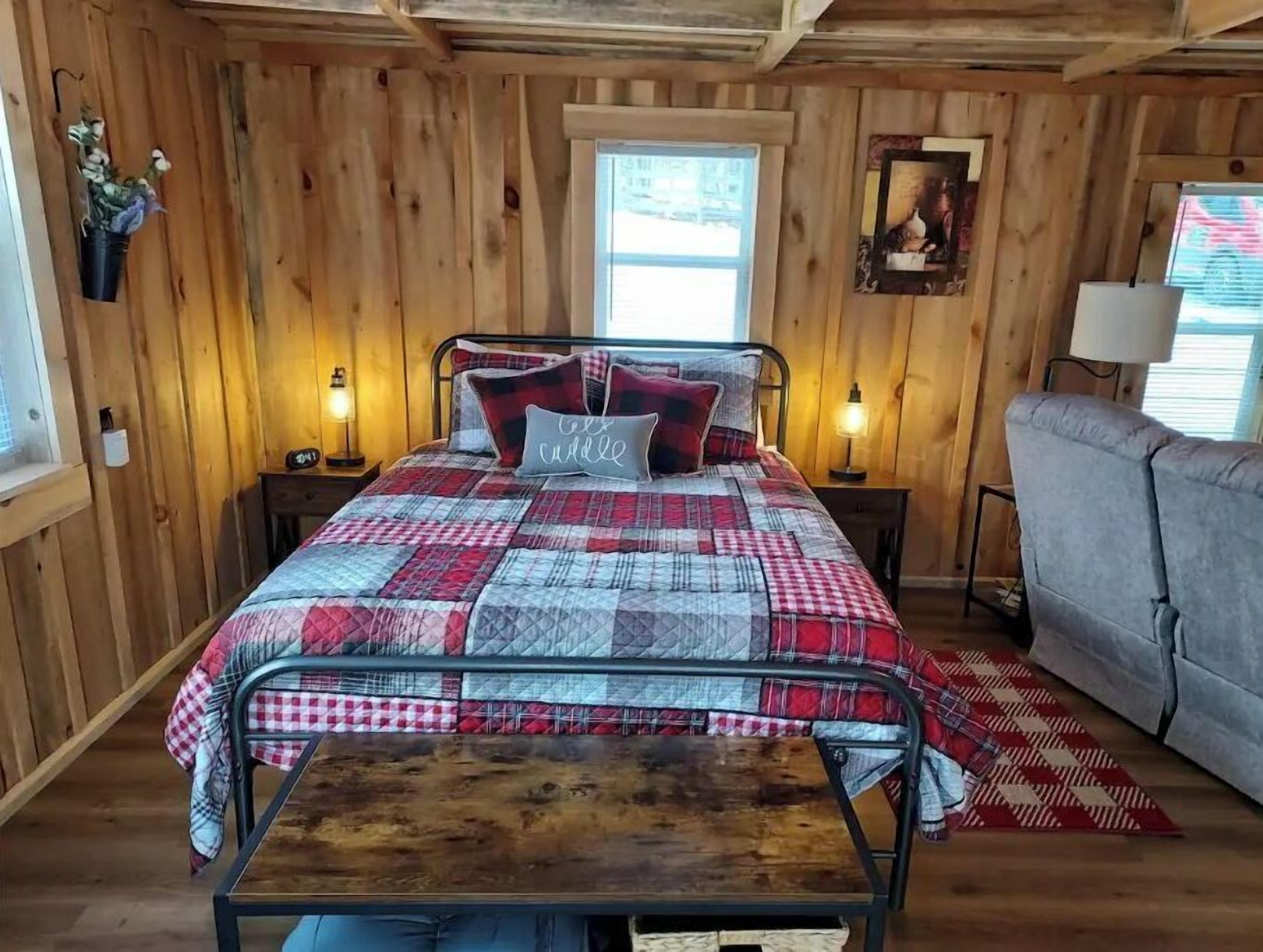 2 camere, ferro/asse da stiro, Wi-Fi gratuito, lenzuola