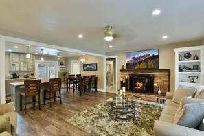 Smart TV, fireplace, DVD player, books