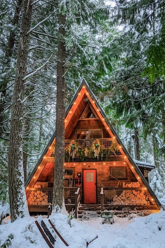The Little Owl Cabin at Mt. Rainier