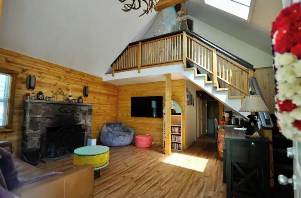 Smart-tv en een open haard