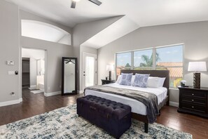 5 chambres, bureau, fer et planche à repasser, accès au Wi-Fi (inclus)