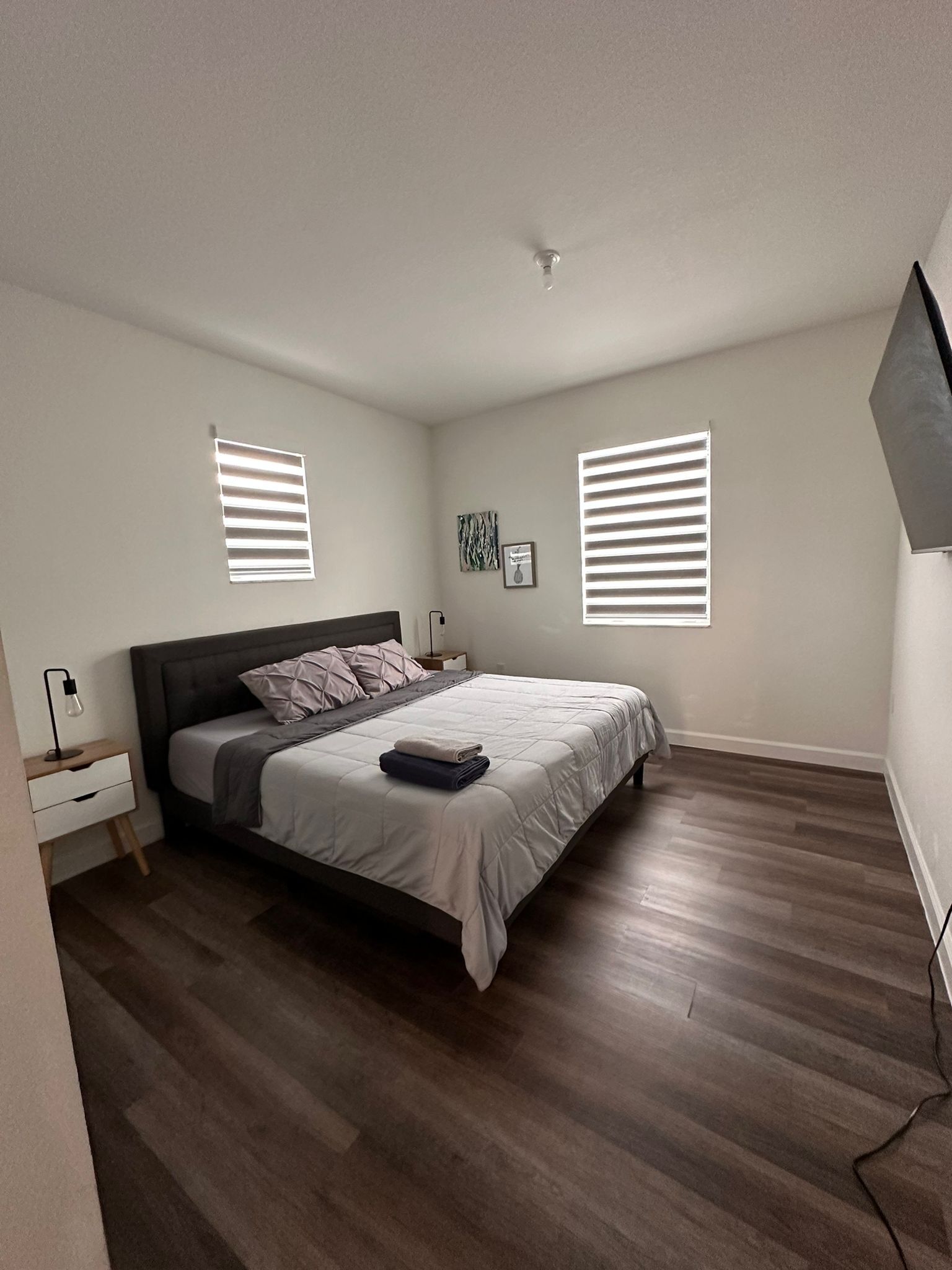 4 sovrum, skrivbord, strykjärn/strykbräda och gratis wi-fi