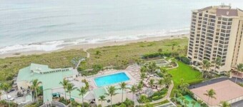 Ocean village peekaboo view