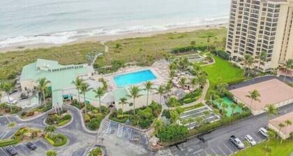 Ocean village peekaboo view