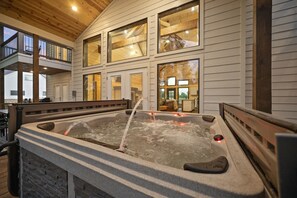 Bain à remous intérieur