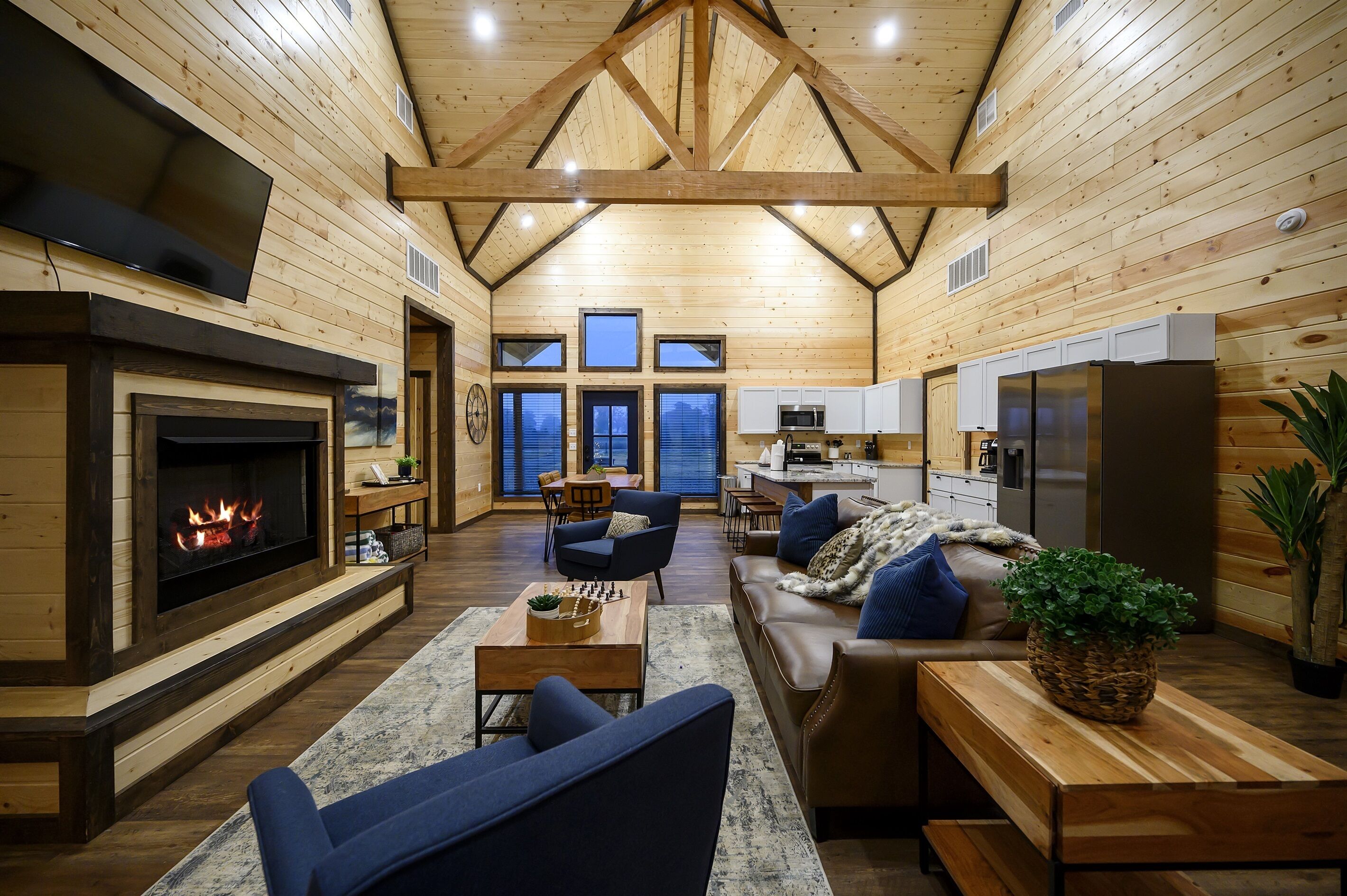 Smart-TV, peis, videospill og fotballspill