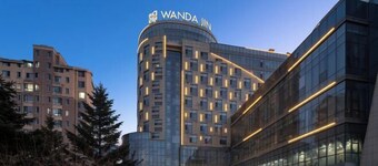 Xiyue Hot Spring Resort Hotel