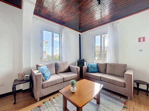 Casinha da Achada by Atlantic Holiday