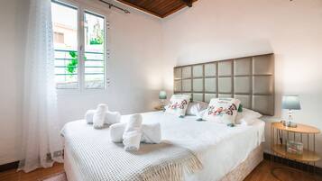3 bedrooms, iron/ironing board, travel crib, free WiFi