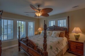 5 quartos, Wi-Fi de cortesia, roupa de cama