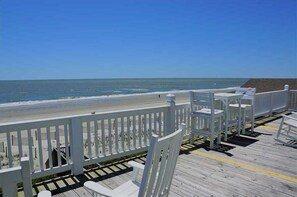 Property grounds - Seaside Luxury at "East Palm Beach" Oceanfront Oasis with Elevator and Dual Living Spaces! (Holden Beach)