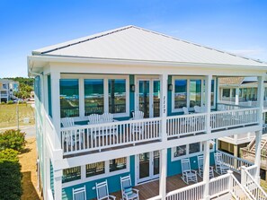 Terrace/patio - Hobbs Realty - EV Charger | Elevator| Private Pool | Cabana Rentals Included (Holden Beach)