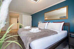 Unclassified image, 5 of 24, button