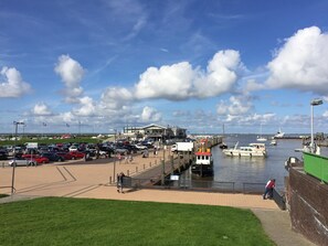 Unclassified image, 4 of 24, button - Ferienhaus Nordseeufer (Wittmund)