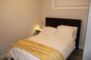 2 Schlafzimmer, Bügeleisen/Bügelbrett, kostenloses WLAN, Bettwäsche