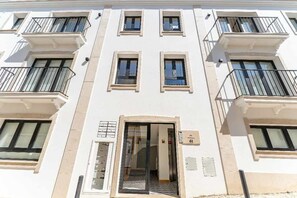Exterior detail - T1 Aquamar II (Nazaré)