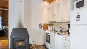 Réfrigérateur, micro-ondes, lave-vaisselle