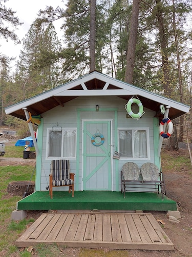 Conkling Marina and Resort