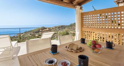 Casa Alba sea view with pool