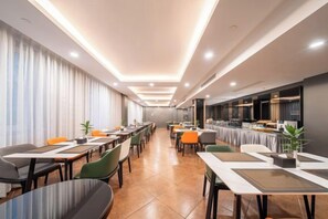 用餐