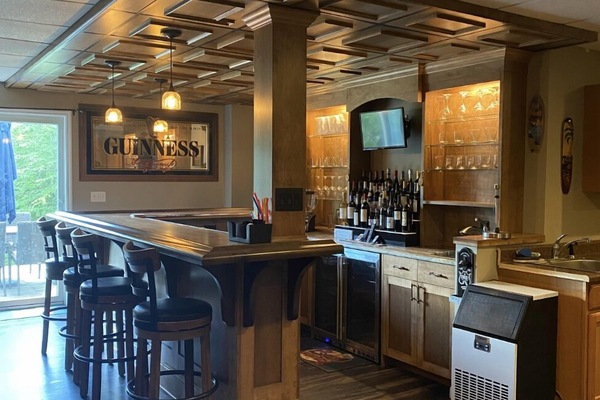 Bar (en la propiedad)