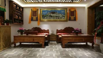 Khu ăn uống