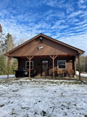 Exterior - Direct ATV 2-Bdrm cabin. Near Back Lake & near snowmobile trailhead (Pittsburg)
