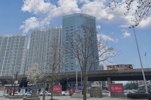 Unclassified image, 5 of 19, button - Jinlihua Hotel (Zhangjiagang)