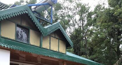 Cozy Solan Apartment with Stunning Views