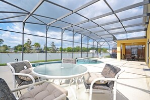 Piscina