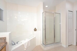 Condo, 3 Bedrooms | Bathroom | Towels