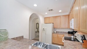 Condo, 3 Bedrooms | Private kitchen - Pirates Retreat (Kissimmee)