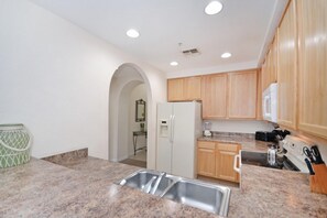 公寓客房, 3 間臥室 | 私人廚房