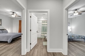 5 chambres, fer et planche à repasser, Wi-Fi gratuit, draps fournis