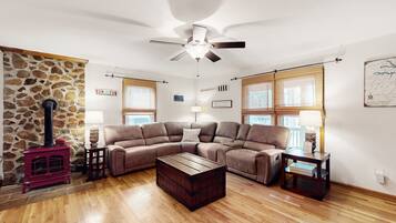 TV, fireplace, DVD player, table tennis