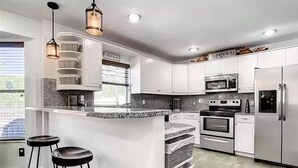 Biệt thự, 4 phòng ngủ | Bếp riêng