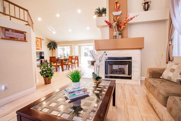 Smart TV, fireplace, books