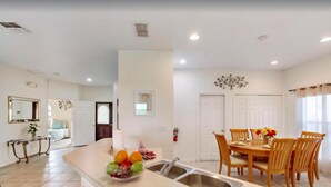 Private kitchen - Summer Place Villa (Davenport)