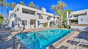 Piscina externa, piscina aquecida