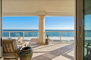 Interior - Beach Club 706- 𝑺𝒆𝒓𝒆𝒏𝒊𝒕𝒚 𝒃𝒚 𝒕𝒉𝒆 𝑺𝒆𝒂 (Pensacola Beach)