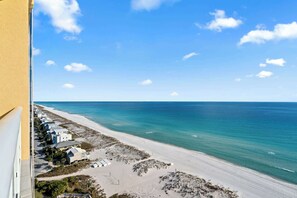 On the beach - Emerald Isle 1702 - 𝑯𝒆𝒓𝒐𝒏 𝑩𝒍𝒆𝒖 (Top Floor- PH) (Pensacola Beach)