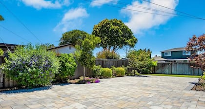 Charming 3BDR/2BTH family home near Rivermark Plaza