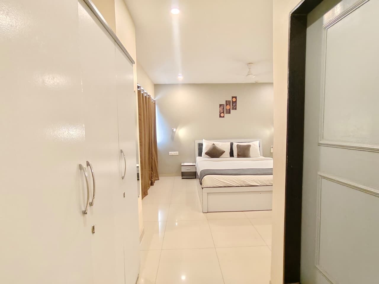 标准房 | 埃及棉床单、高档床上用品、羽绒被、Select Comfort 床