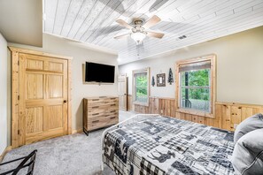 4 bedrooms, Internet, bed sheets