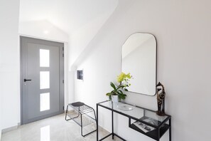 Apartment (Two bedroom Apartment with Terrace an) | Interior