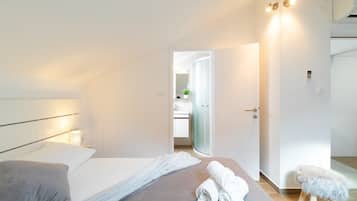 2 عدّة غرف نوم وأسرّة أطفال/رضّع وواي فاي