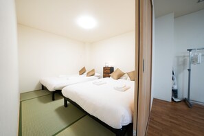 Deluxe Apartment - Sakimoto Residence Namba Minami III (Osaka)
