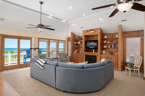 TV, fireplace