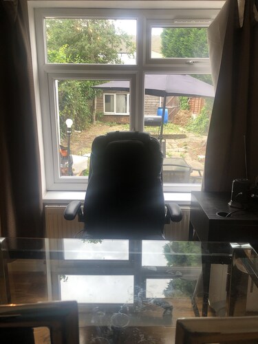 3 Bedroom House (2 en-suite bedrooms), near The Strand, beach front leisure area